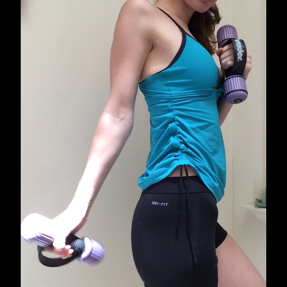 SOLD FILLMORE Lululemon Aqua Blue Cinch Up Side - Picture 2 of 8